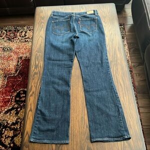 Women’s Levi’s, 525, Bootcut, Size 8 Medium